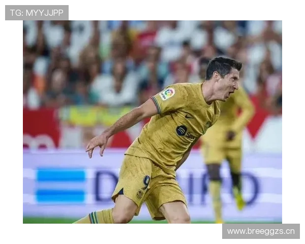 拉菲尼亚数据波动解析：战术角色与比赛参与度如何影响表现